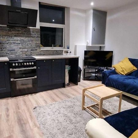 Sapphire Strathnairn Apartment Кардифф Экстерьер фото
