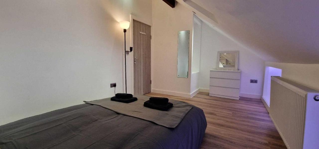 Sapphire Strathnairn Apartment Кардифф Экстерьер фото