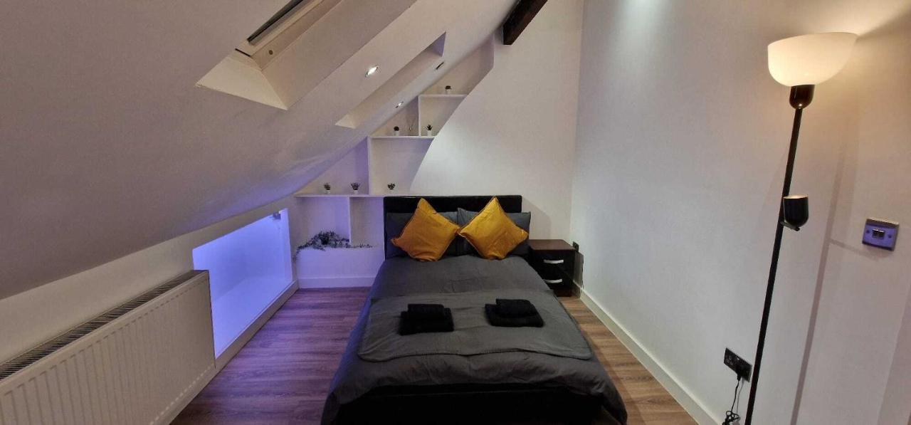 Sapphire Strathnairn Apartment Кардифф Экстерьер фото